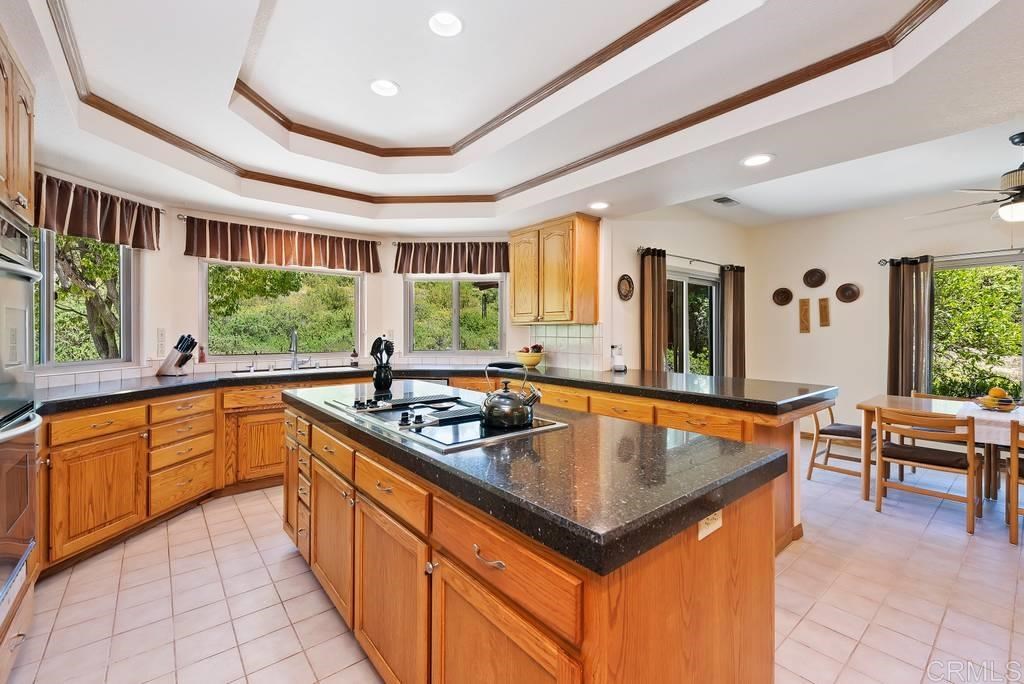 2672 Gird Road Fallbrook, CA 92028 - Photo 10 of 25