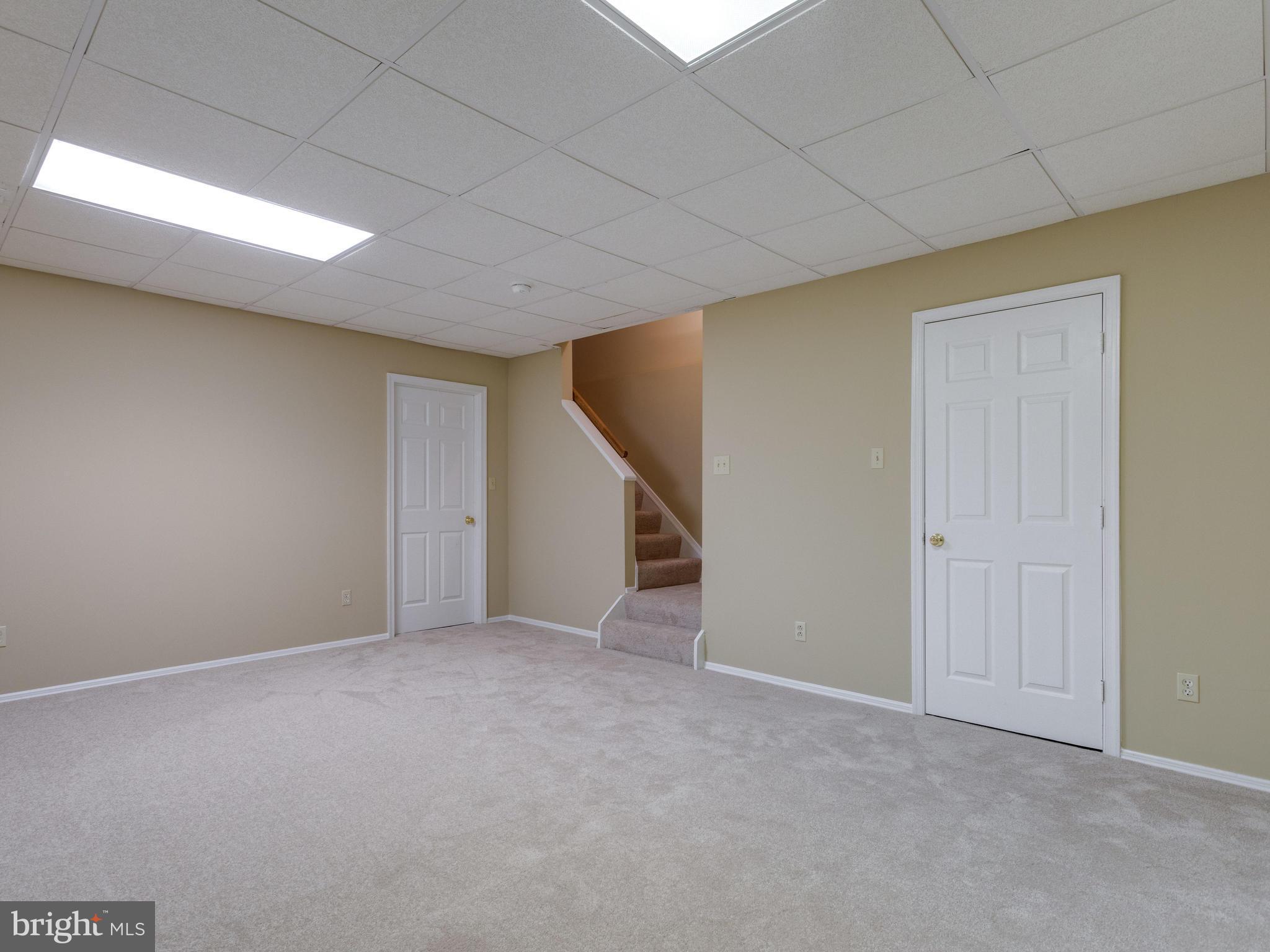8499 Springfield Oaks Drive Springfield, VA 22153 - Photo 24 of 30 Family Room