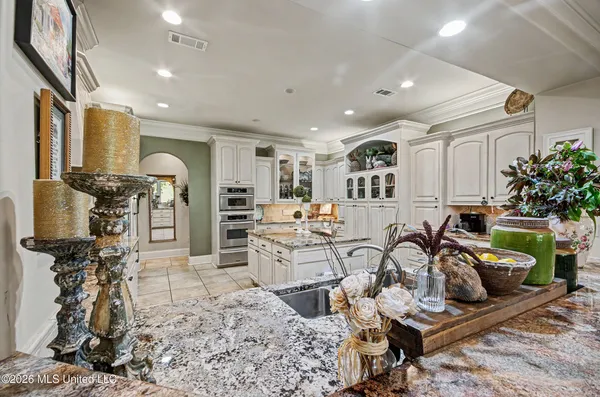 $915,000 | 134 Pinnacle Circle, Brandon, MS 39047