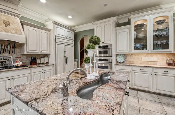 $915,000 | 134 Pinnacle Circle, Brandon, MS 39047