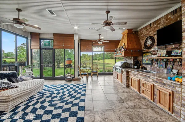 $915,000 | 134 Pinnacle Circle, Brandon, MS 39047