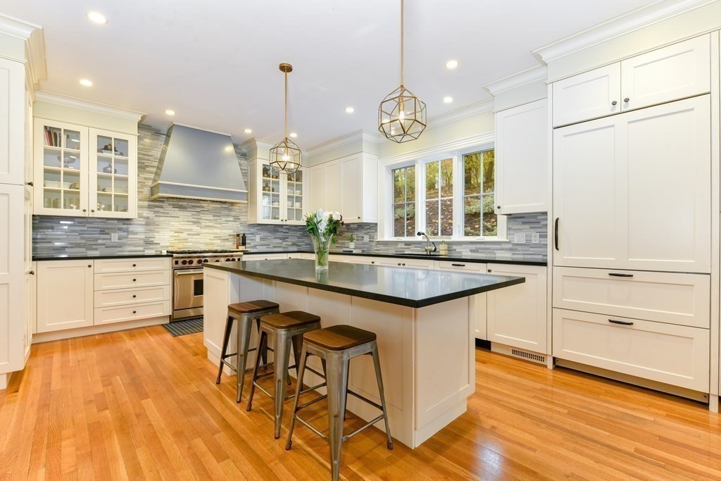 10 College Road Wellesley, MA 02482 - Photo 12 of 32 Gallery Image 12
