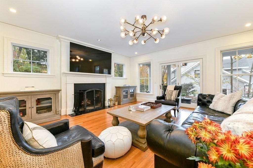 10 College Road Wellesley, MA 02482 - Photo 7 of 32 Gallery Image 7