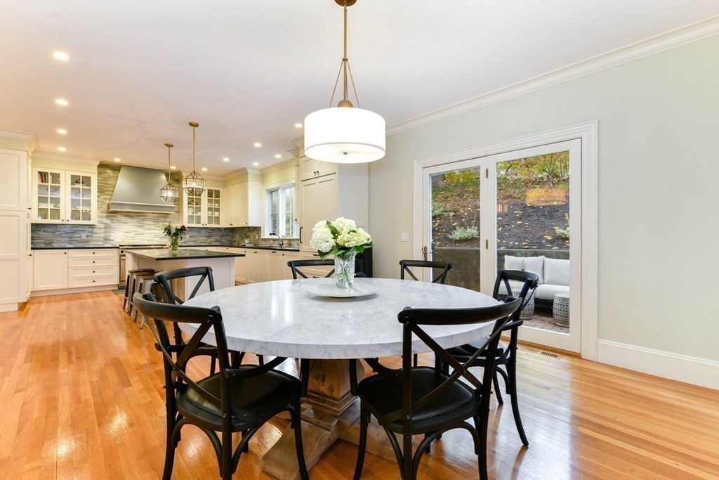 10 College Road Wellesley, MA 02482 - Photo 9 of 32 Gallery Image 9