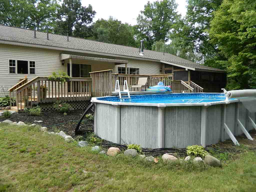 1318 North Shepherd Road Mount Pleasant, MI 48858 - Photo 21 of 32 1821876-20.JPG