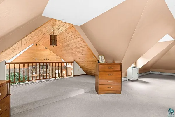 $689,900 | 5863 St Louis River Road, Hermantown, MN 55810