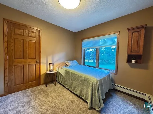 $689,900 | 5863 St Louis River Road, Hermantown, MN 55810