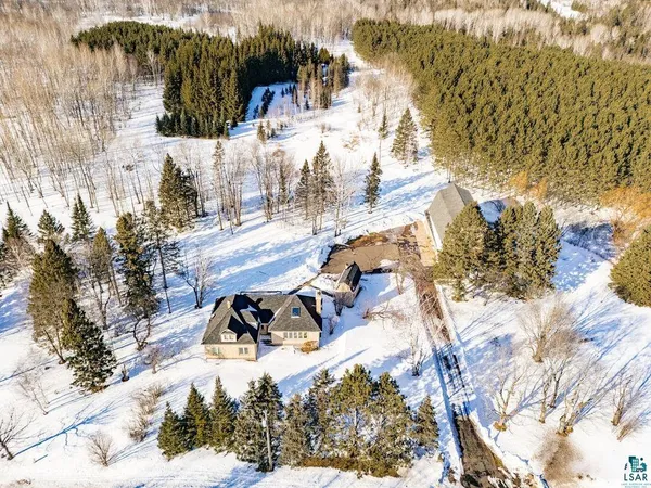 $689,900 | 5863 St Louis River Road, Hermantown, MN 55810