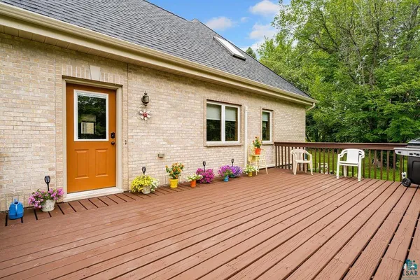 $689,900 | 5863 St Louis River Road, Hermantown, MN 55810