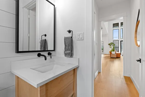 $2,290,000 | 1026 Traweek Drive, Houston, TX 77055