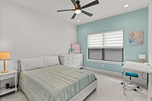 $2,290,000 | 1026 Traweek Drive, Houston, TX 77055