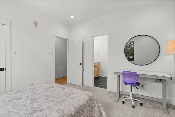 $2,290,000 | 1026 Traweek Drive, Houston, TX 77055