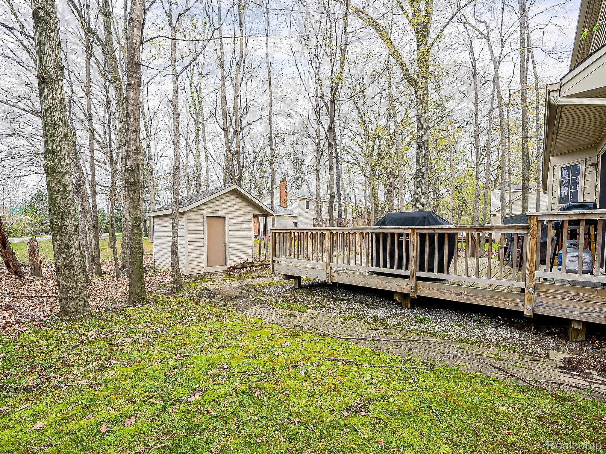 3688 Old Creek Road Rochester, MI 48307 - Photo 55 of 63 Old Creek-53.JPG