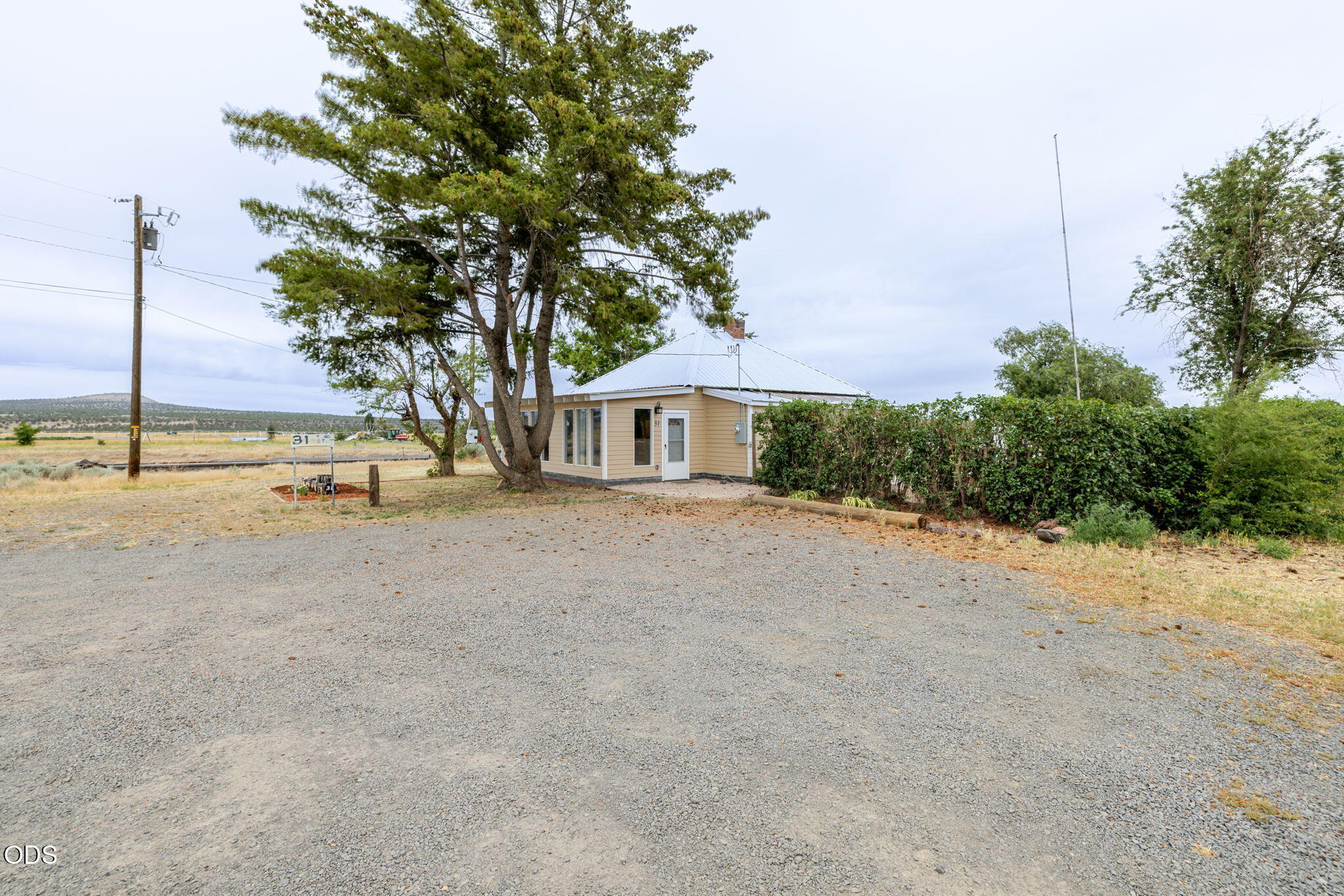 31 3rd Street Metolius, OR 97741 - Photo 33 of 34