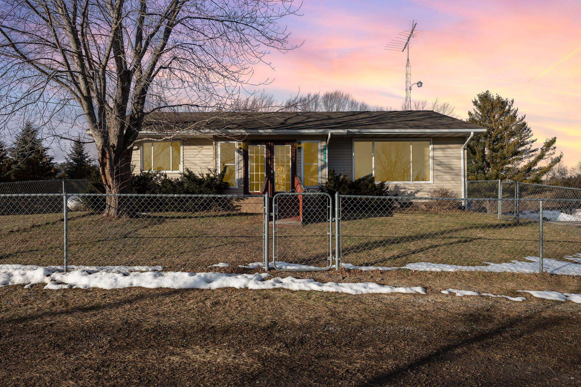 1100 Conrad Road Omer, MI 48749 - Photo 5 of 37