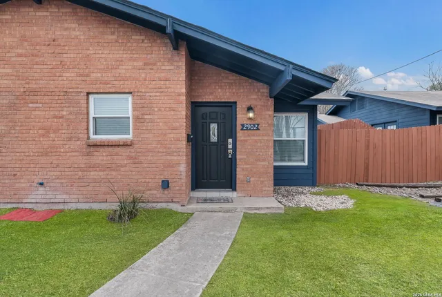 $1,125 | 2902 Northwest Loop 410, San Antonio, TX 78213