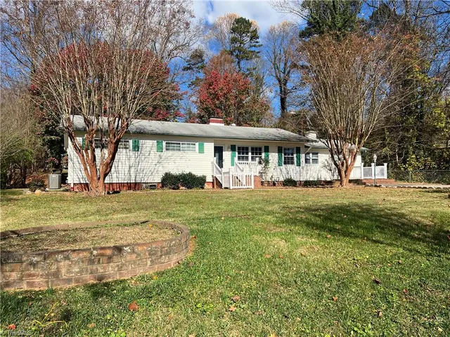 $210,000 | 126 Mayfair Drive, Winston-Salem, NC 27105