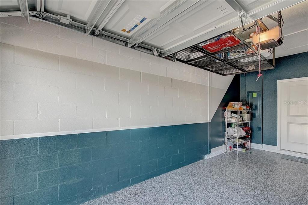 1022 Blackwolf Run Road Davenport, FL 33896 - Photo 16 of 53 Garage