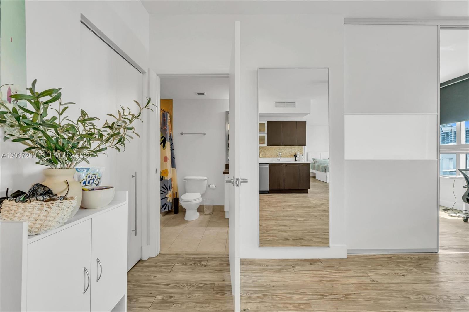 90 Southwest 3rd Street, Unit 4303 Miami, FL 33130 - Photo 14 of 41