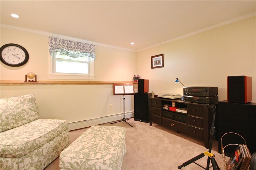 19 Philip Road Cape Elizabeth, ME 04107 - Photo 27 of 35 Photo