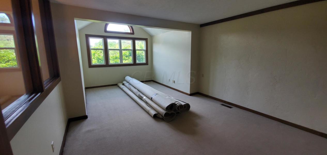 4920 Reed Road, Unit E Columbus, OH 43220 - Photo 16 of 20 10.5 x 23 office