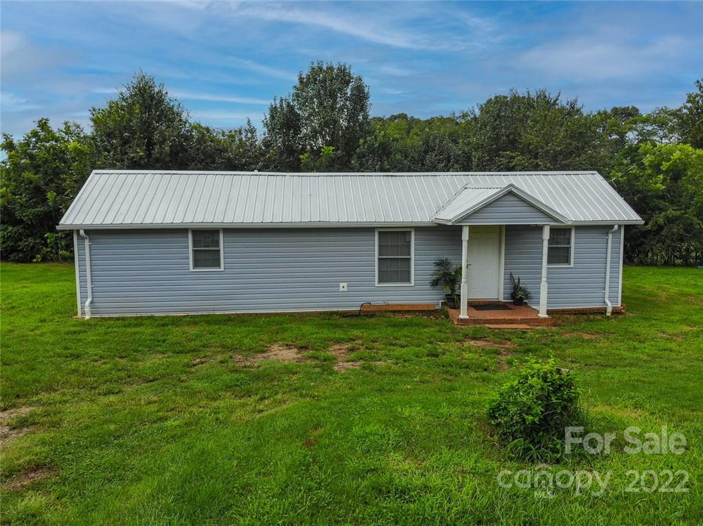 1106 Rock Barn Road Northeast Conover, NC 28613 - Photo 1 of 28 Gallery Image 1