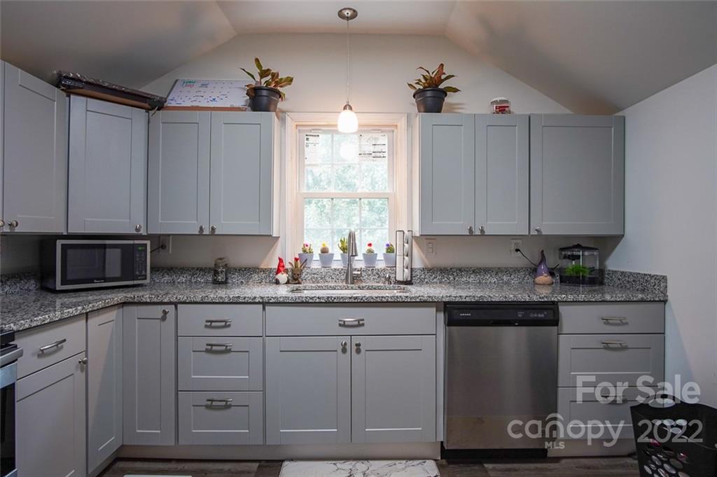 1106 Rock Barn Road Northeast Conover, NC 28613 - Photo 11 of 28 Gallery Image 11