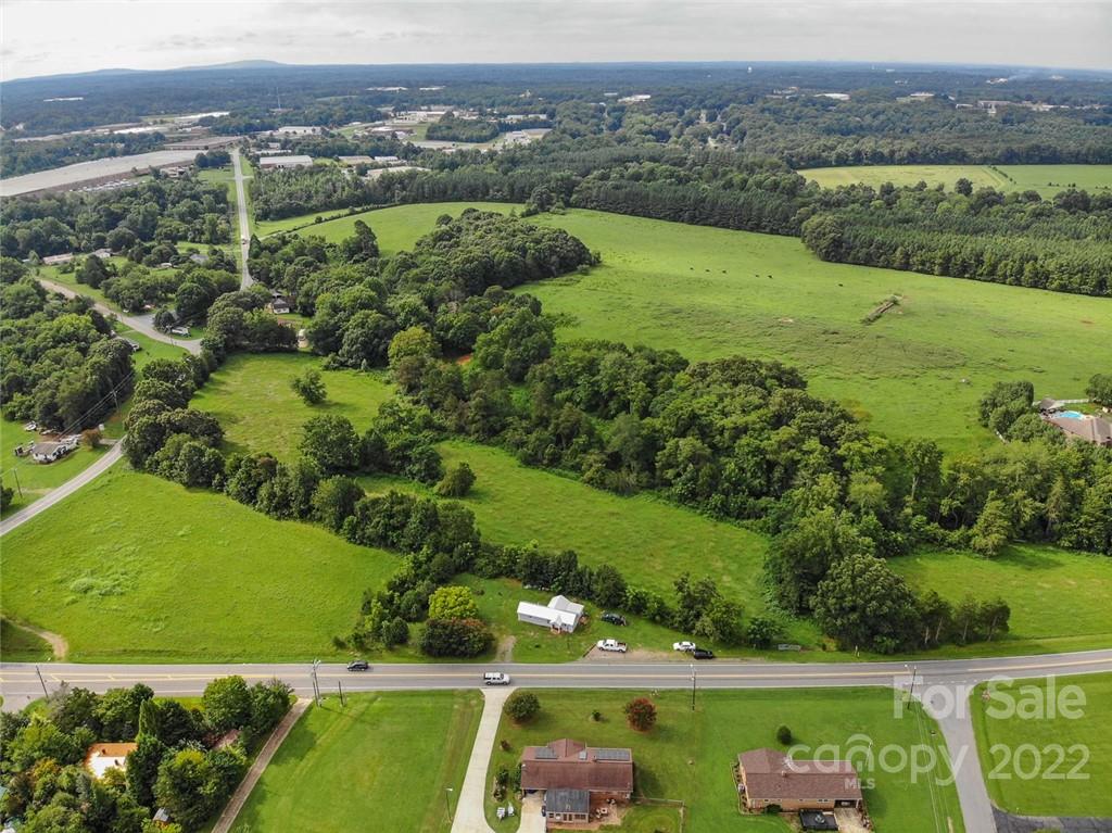 1106 Rock Barn Road Northeast Conover, NC 28613 - Photo 25 of 28 Gallery Image 25