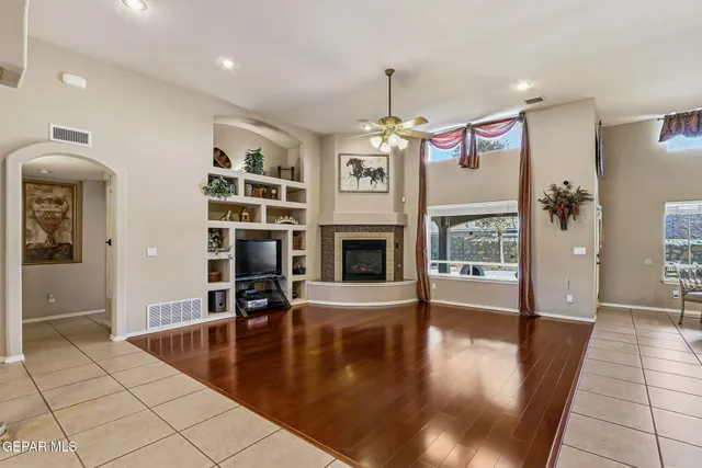 $529,900 | 312 Desert Garden Drive, Santa Teresa, NM 88008