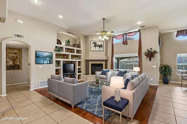 $529,900 | 312 Desert Garden Drive, Santa Teresa, NM 88008