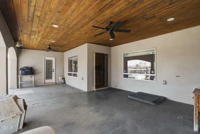 $529,900 | 312 Desert Garden Drive, Santa Teresa, NM 88008