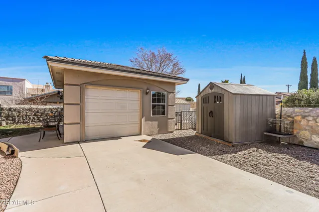 $529,900 | 312 Desert Garden Drive, Santa Teresa, NM 88008