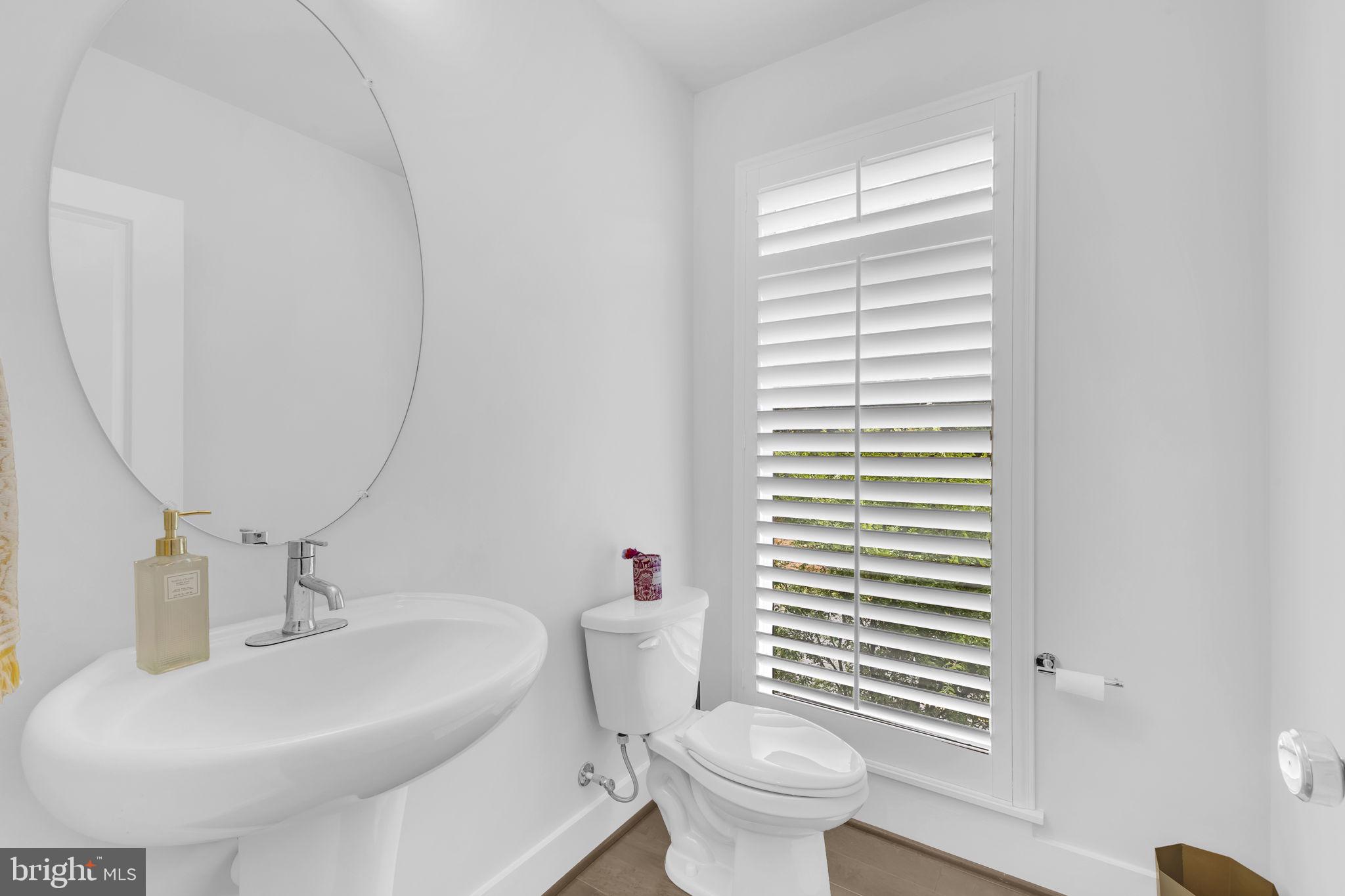 5106 Fillmore Avenue Alexandria, VA 22311 - Photo 6 of 37