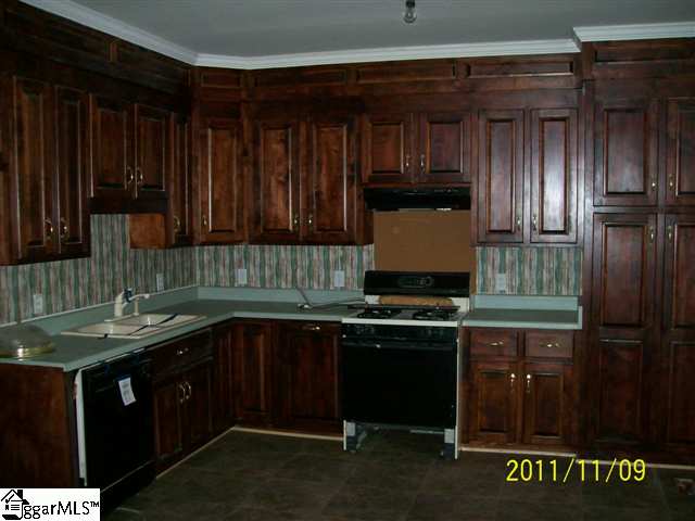 730 North Dobson Road Greer, SC 29651 - Photo 5 of 13 Gallery Image 5