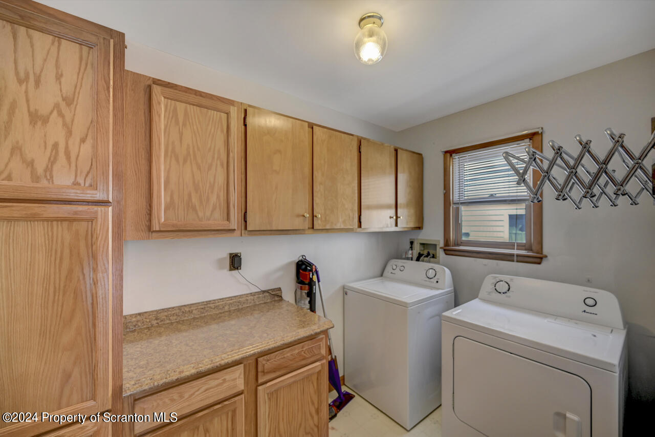 428 Point Road Lake Winola, PA 18419 - Photo 26 of 74 laundry