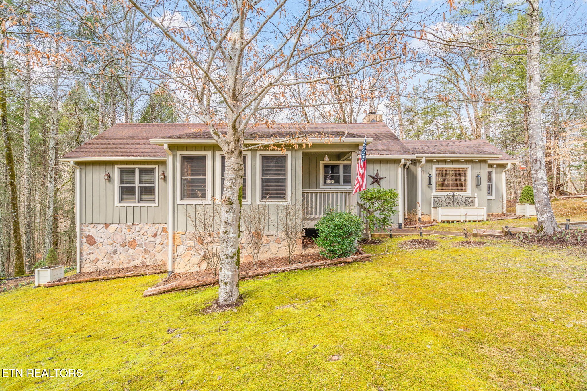 151 Sequoyah Village Road Townsend, TN 37882 - Photo 2 of 60