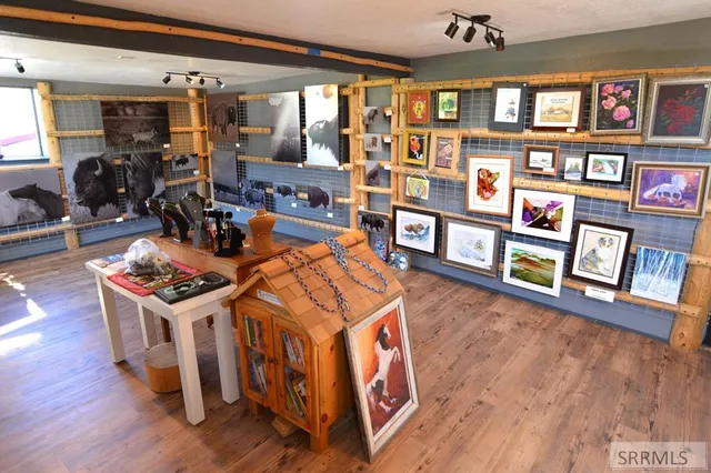 $830,000 | 3000 Lemhi Road, Lemhi, ID 83465