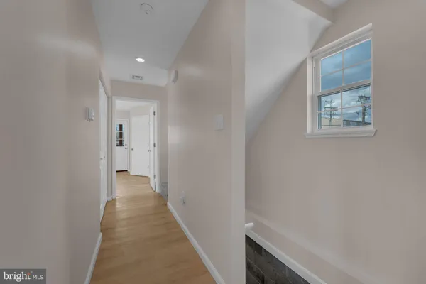 $300,000 | 131 North Congress Avenue, Atlantic City, NJ 08401