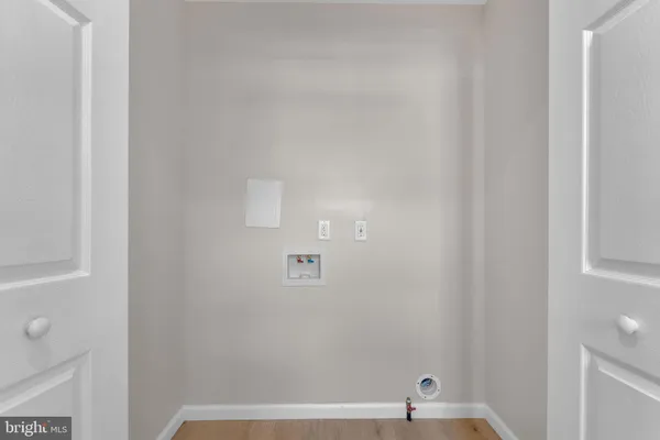 $300,000 | 131 North Congress Avenue, Atlantic City, NJ 08401