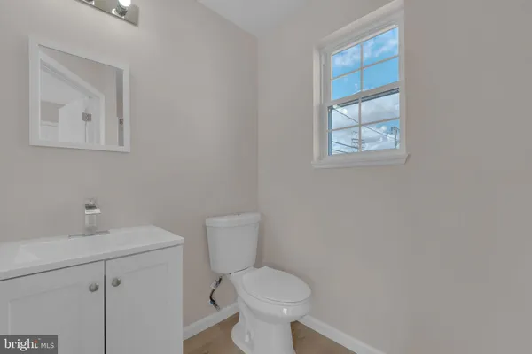 $300,000 | 131 North Congress Avenue, Atlantic City, NJ 08401