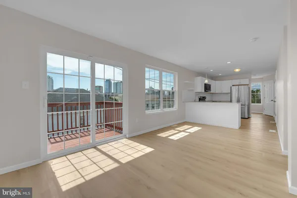 $300,000 | 131 North Congress Avenue, Atlantic City, NJ 08401