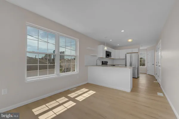 $300,000 | 131 North Congress Avenue, Atlantic City, NJ 08401