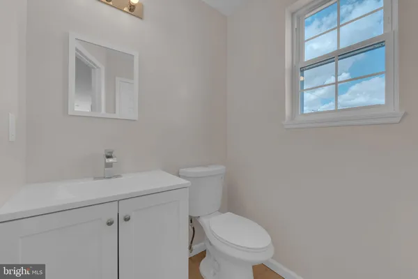 $300,000 | 131 North Congress Avenue, Atlantic City, NJ 08401