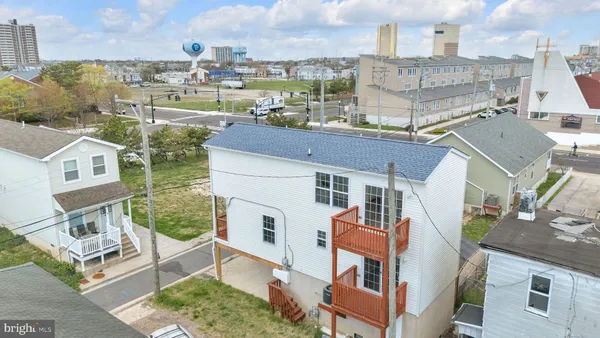 $300,000 | 131 North Congress Avenue, Atlantic City, NJ 08401