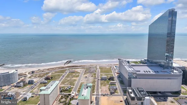 $300,000 | 131 North Congress Avenue, Atlantic City, NJ 08401