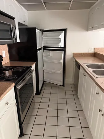 $1,925 | 8160 Geneva Court, Unit 314, Doral, FL 33166