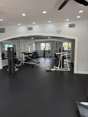 $1,925 | 8160 Geneva Court, Unit 314, Doral, FL 33166