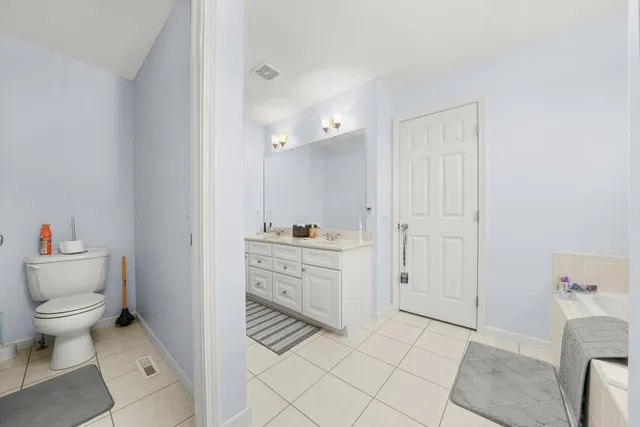 $330,000 | 2364 Heather Ridge Drive, Normal, IL 61761