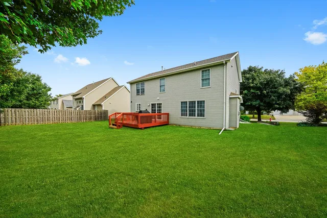 $330,000 | 2364 Heather Ridge Drive, Normal, IL 61761