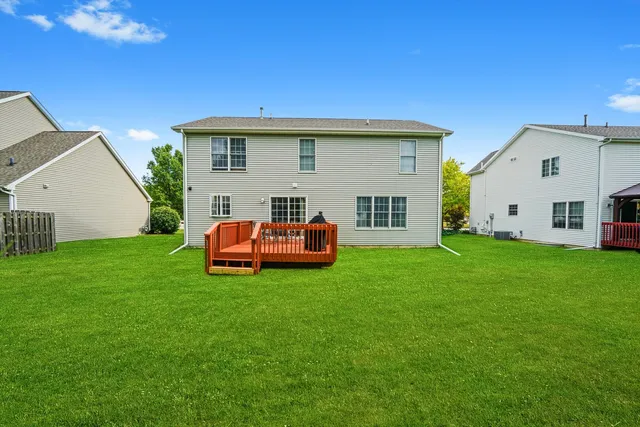 $330,000 | 2364 Heather Ridge Drive, Normal, IL 61761